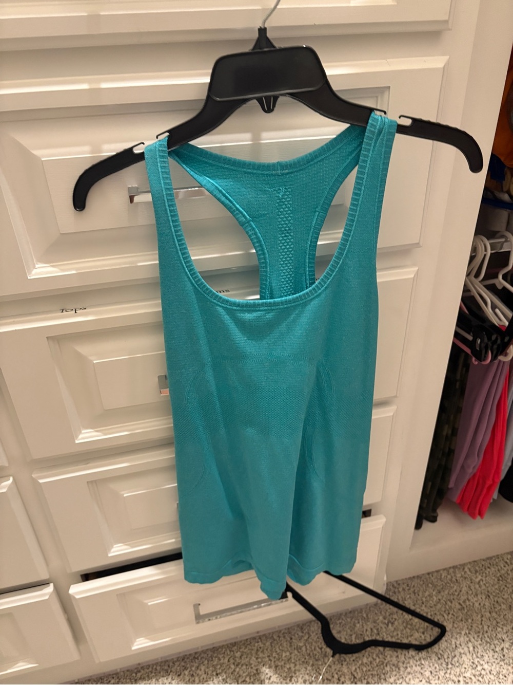 Lululemon Razorback tank top